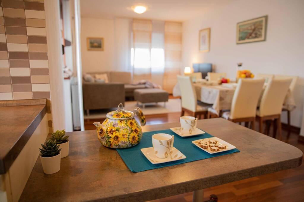 Sunny Day -Arena Zagreb , 2 Bathrooms, 102M², Eksteriør billede
